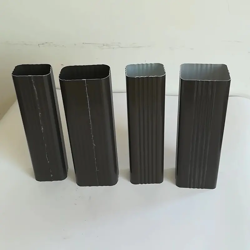 Nedløbsrør i farvebelagt aluminium